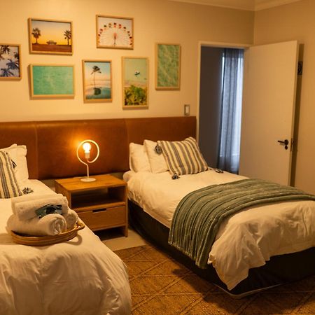 Deja Blue Beachfront Villa, Newly Renovated Langstrand エクステリア 写真