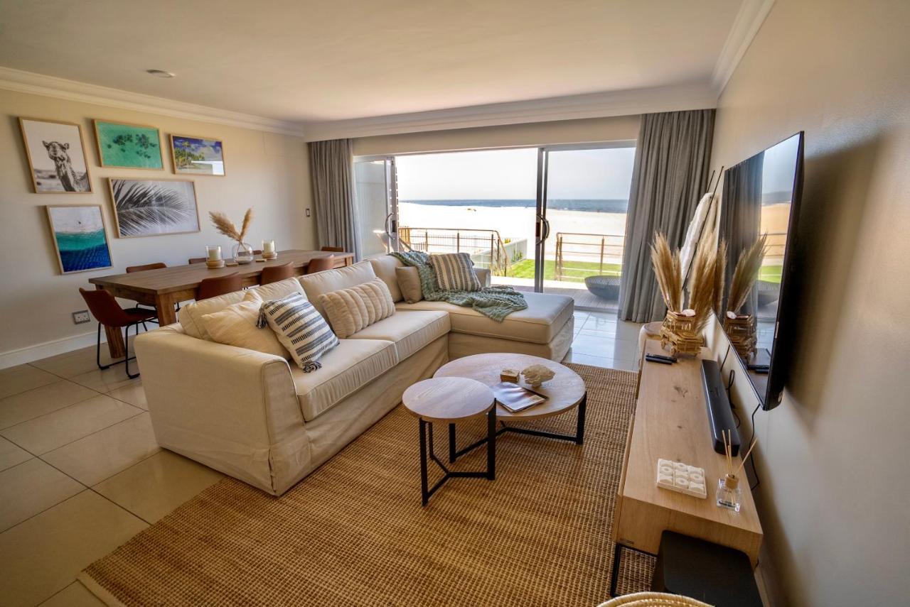 Deja Blue Beachfront Villa, Newly Renovated Langstrand エクステリア 写真
