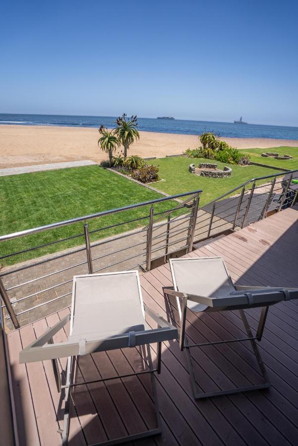 Deja Blue Beachfront Villa, Newly Renovated Langstrand エクステリア 写真