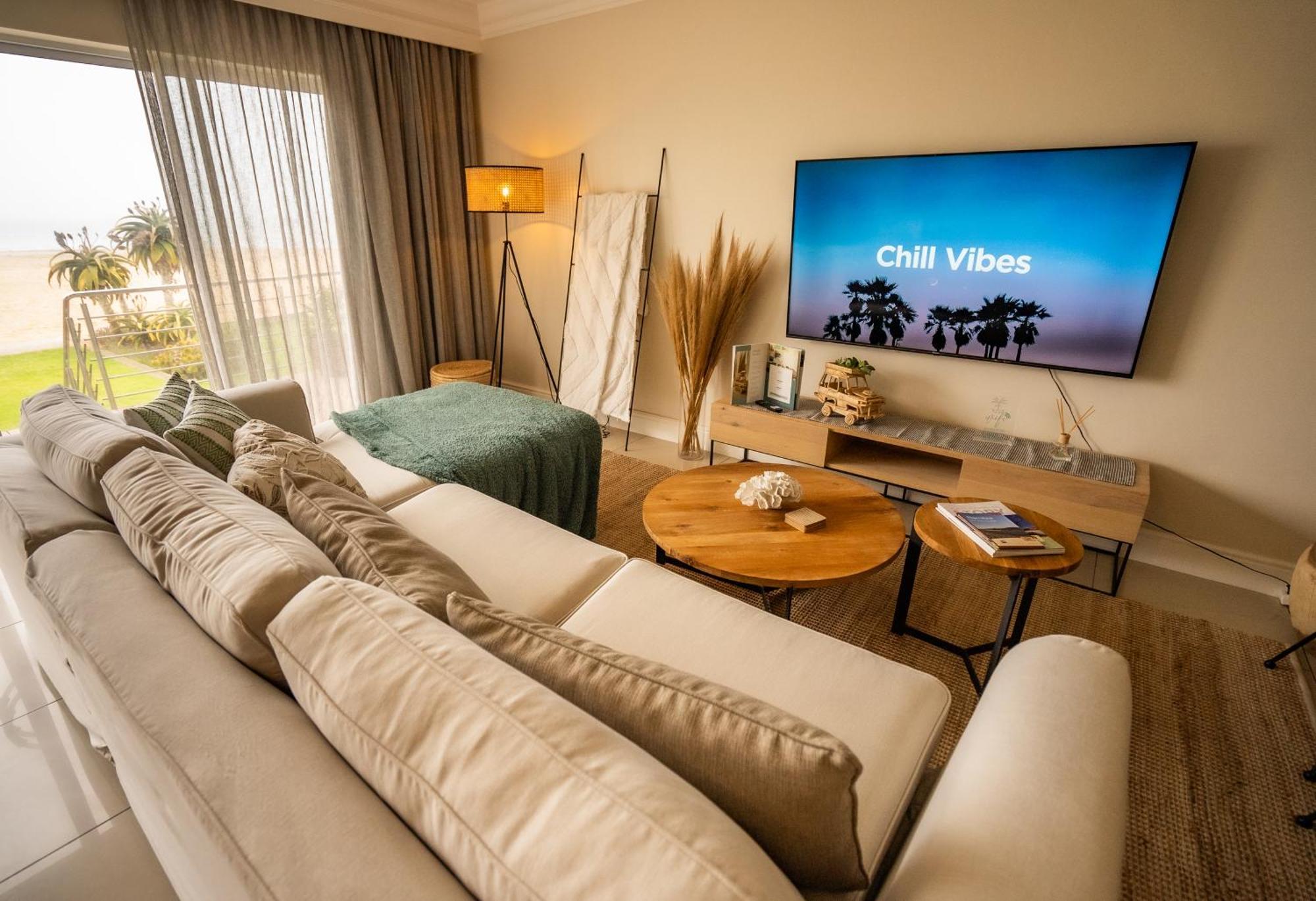 Deja Blue Beachfront Villa, Newly Renovated Langstrand エクステリア 写真